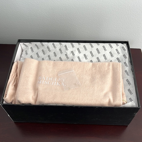 Badgley Mischka Heels - Picture 7 of 7